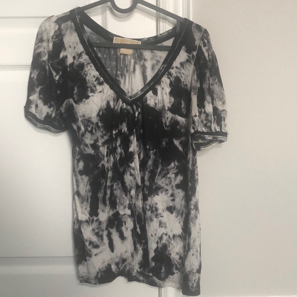 Michael Kors, Tye-dye t-Shirt, size XS, fits loose - Picture 1 of 3